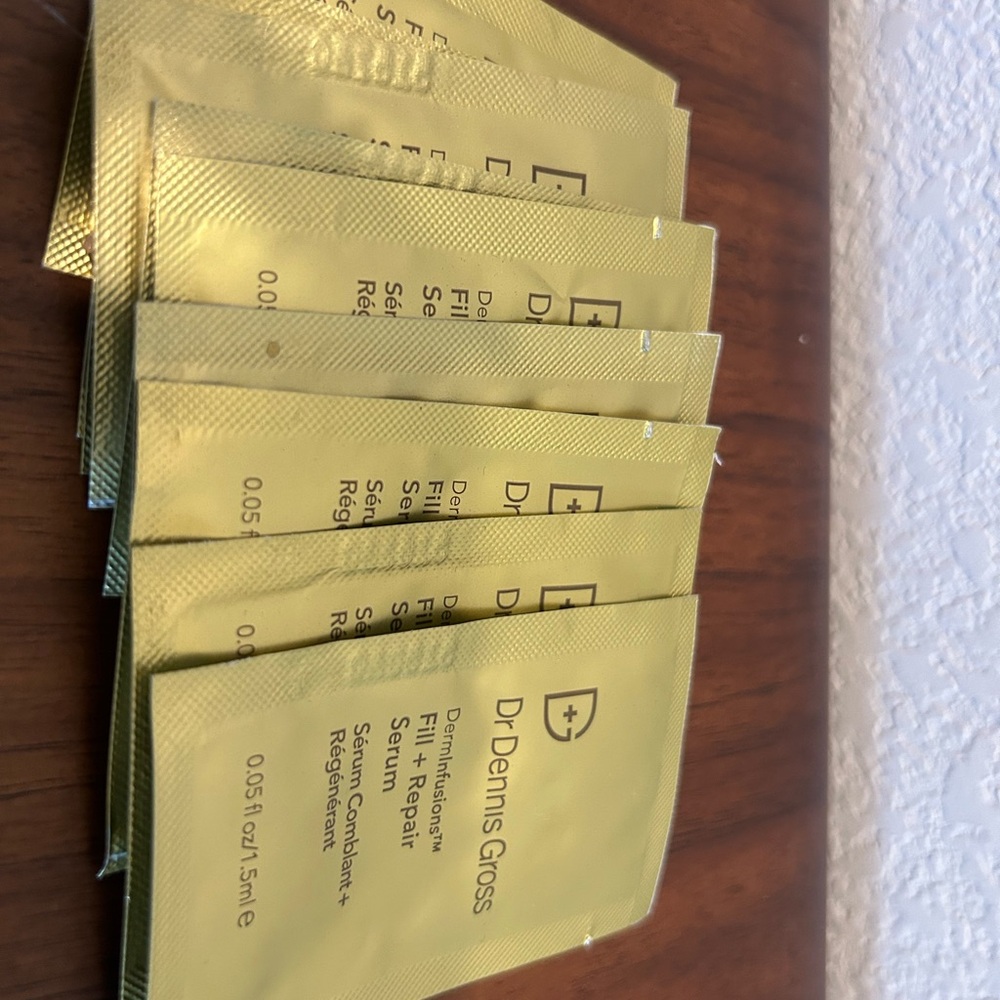 Dr. Dennis Gross Gold Fill + Repair Moisturizer Bundle Lot - Picture 5 of 6
